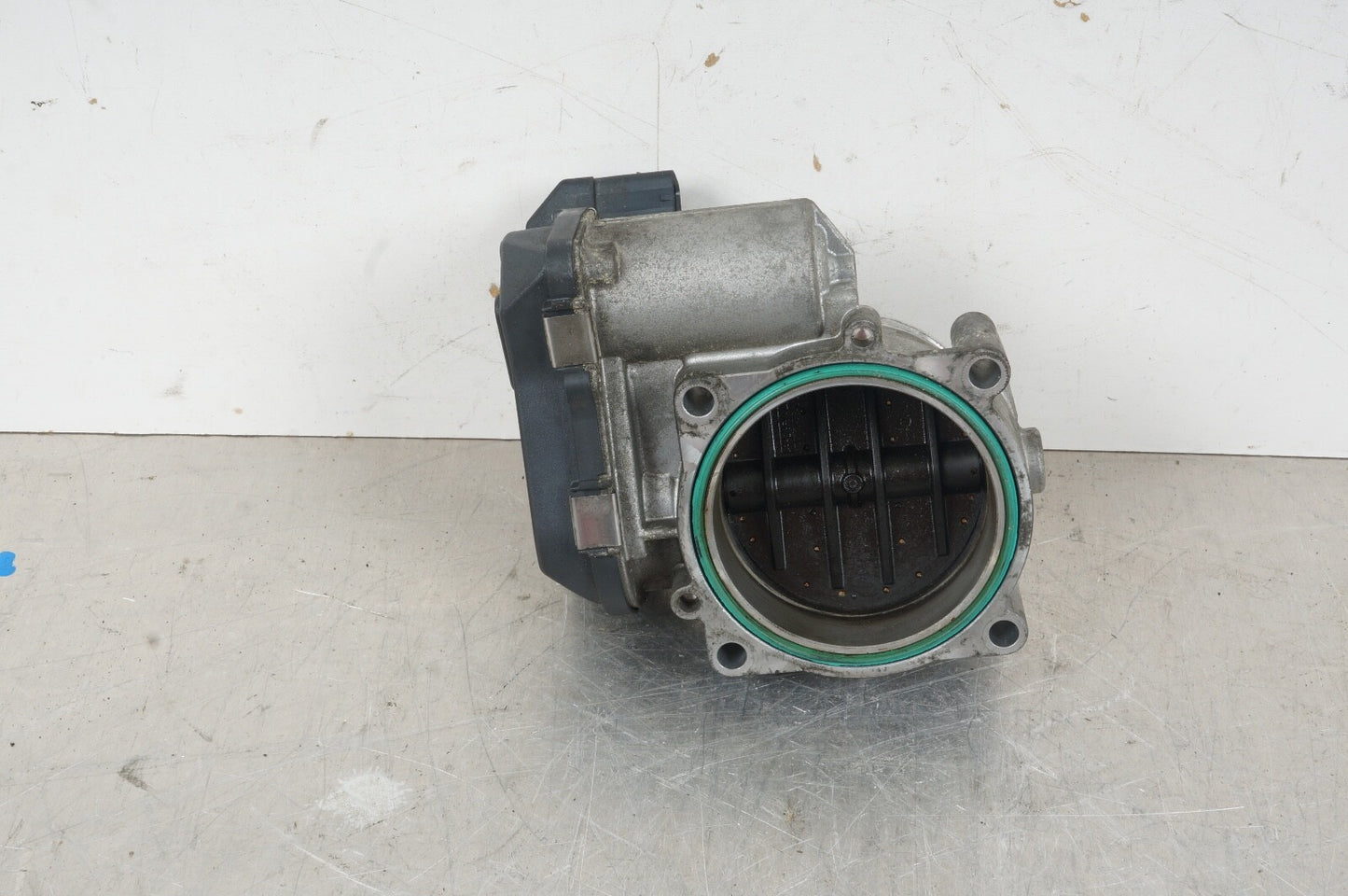 2007-2013 BMW X5 - Throttle BODY 7556118