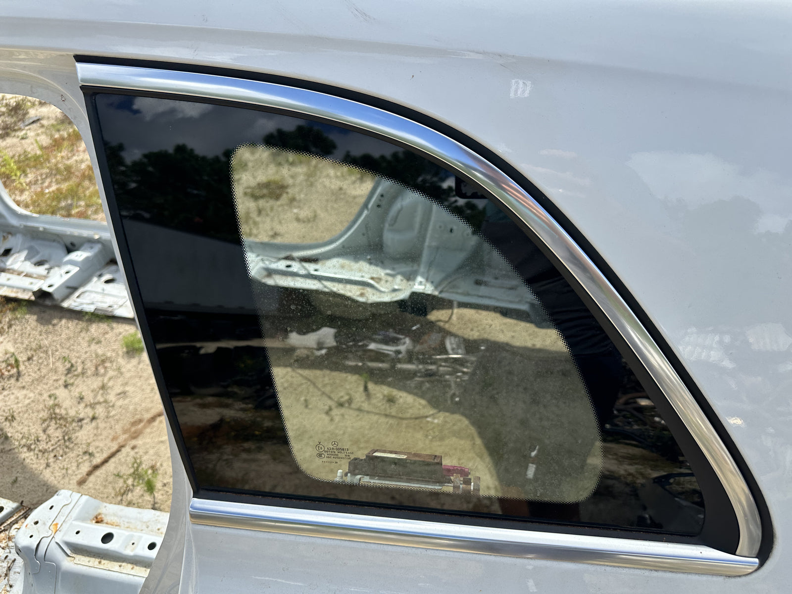 2020 - 2024 MERCEDES GLB200 GLB250 GLB35  REAR LEFT QUARTER WINDOW GLASS