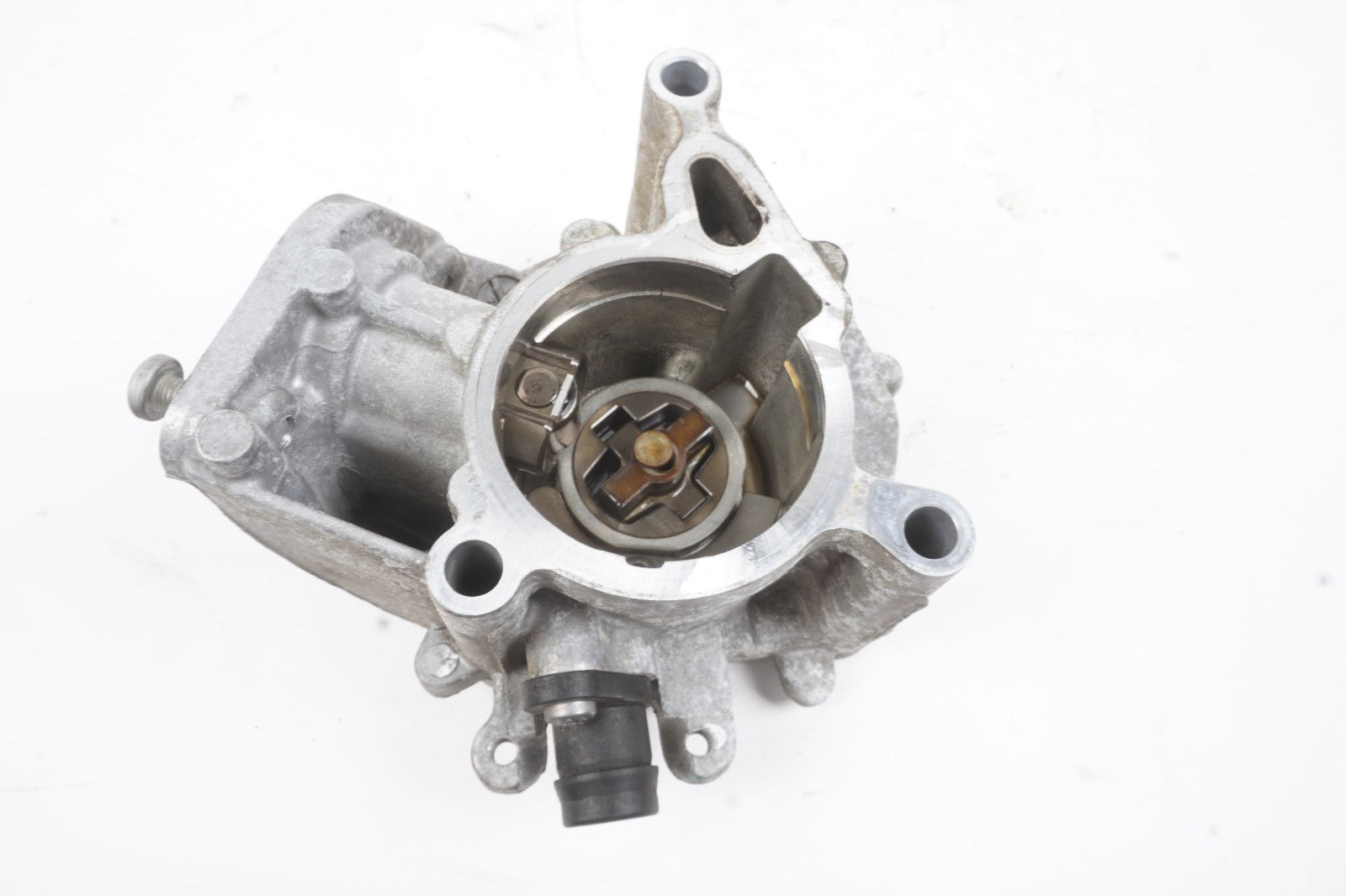 2014-2017 Volkswagen Passat 1.8L High Pressure Fuel Pump Bracket OEM