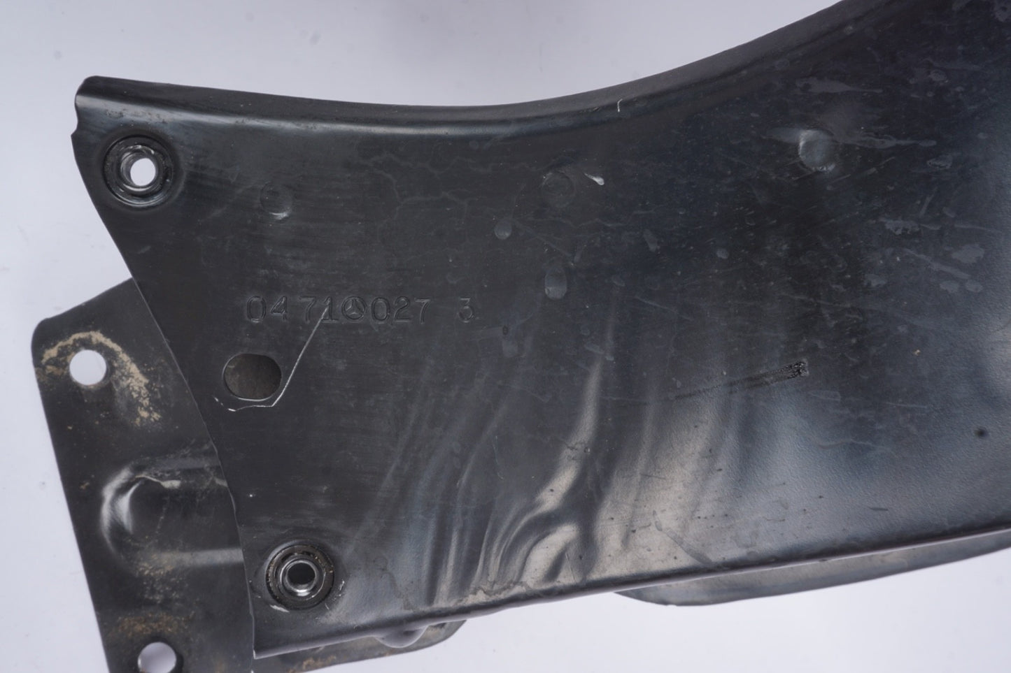 06-12 Mercedes  ML350 GL550 Front Right Headlight Radiator Support Bracket Oem