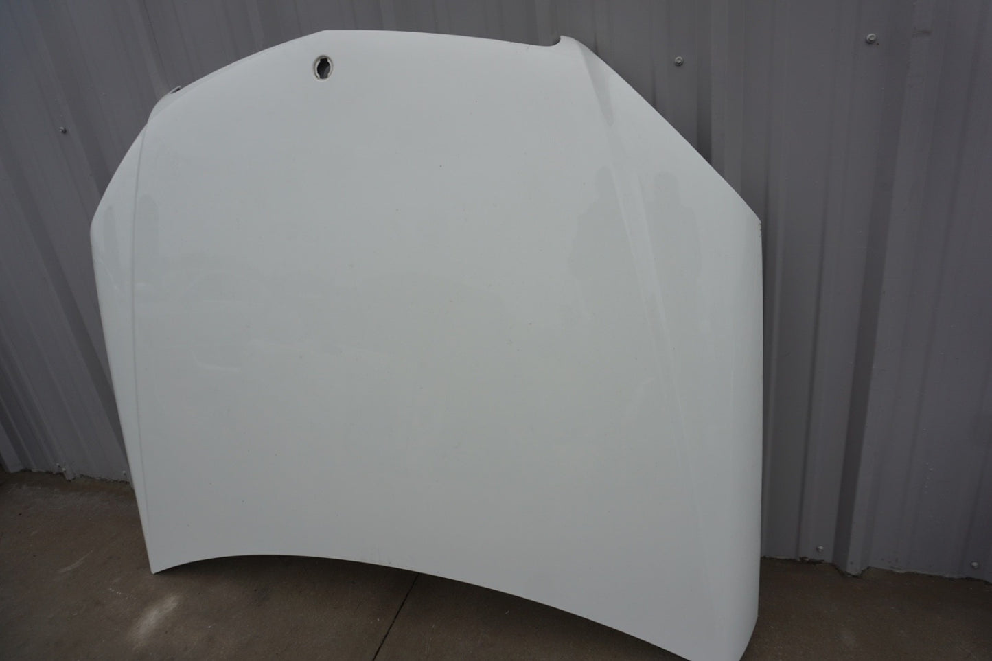 2008 - 2011 Mercedes W204 C250 C300 Front Hood Bonnet Panel Assembly OEM