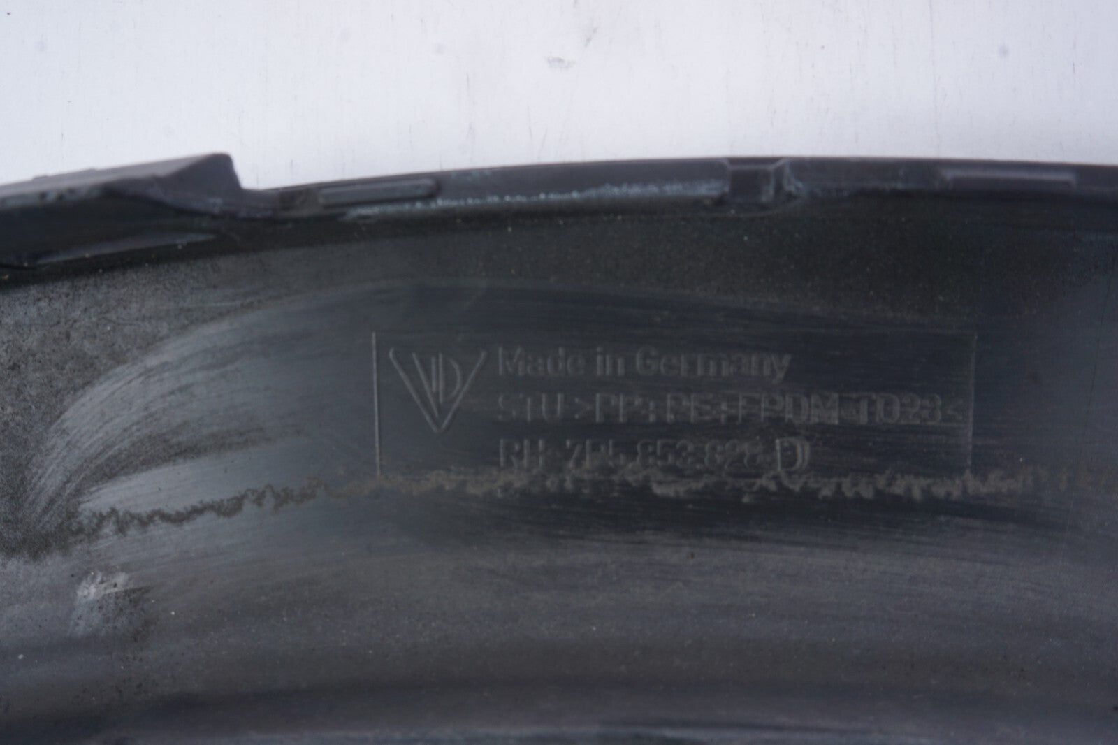11-18 Porsche Cayenne Rear Arch Flare Fender Molding Right Passenger Side OEM