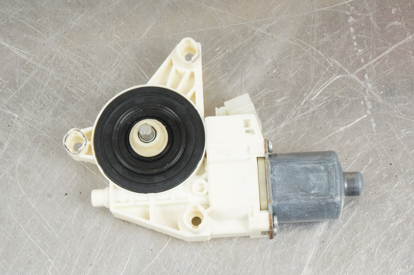 08-16 Mercedes W204 C300 C250 C350 Front Right Door Window Regulator Motor OEM