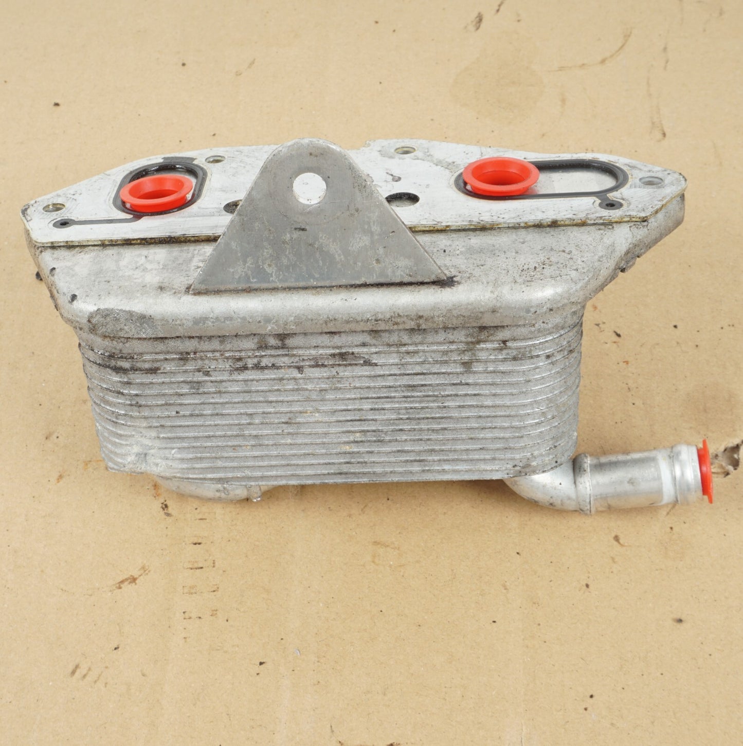 2012 - 2015 AUDI A7 3.0L ENGINE OIL COOLER HEAT EXCHANGER 06E117021G OEM