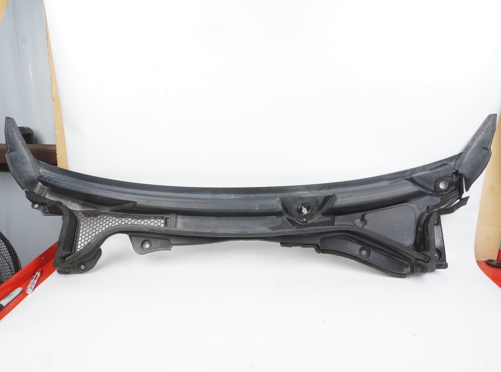 2018 - 2024 ALFA ROMEO STELVIO FRONT WINDSHIELD COWL GRILLE VENT COVER OEM