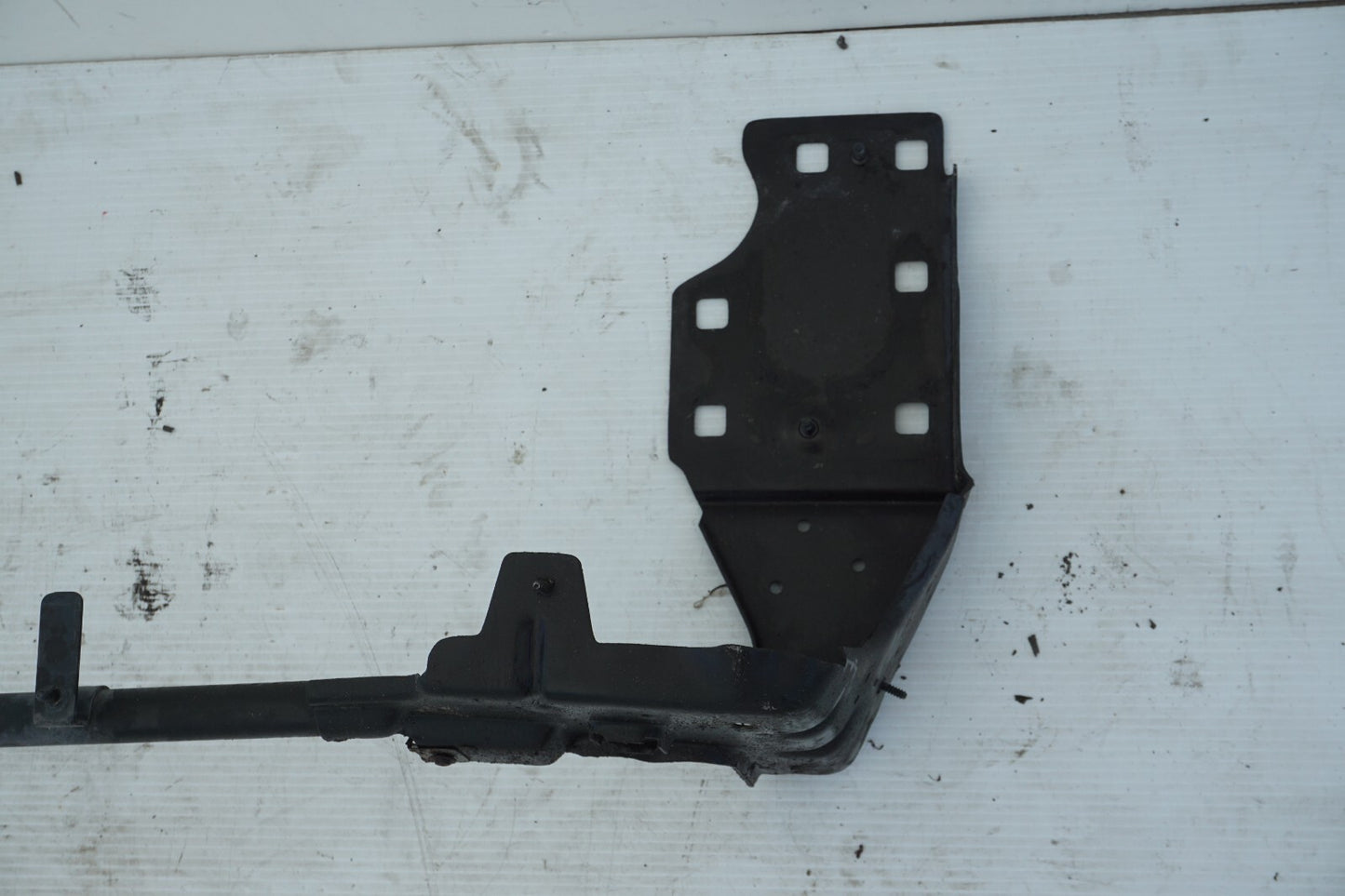 2003-2006 Mercedes-Benz SL500  LOWER RADIATOR SUPPORT BAR FRAME  OEM