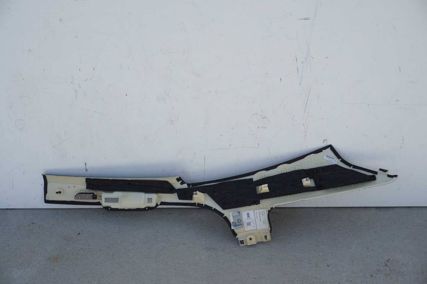 11-17 AUDI A8 A8L S8 REAR RIGHT D PILLAR UPPER QUARTER TRIM COVER ALCANTARA OEM