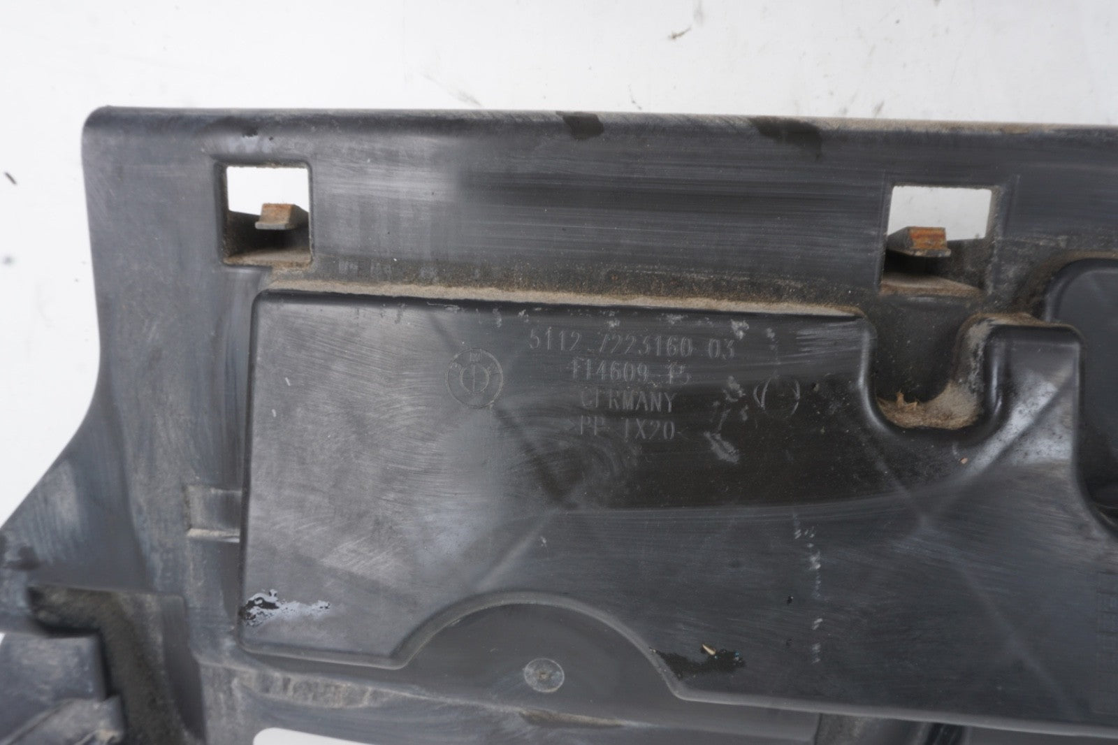 2012 - 2019 BMW 640i 650i M6 F06 F12 F13 Rear Bumper Bracket Mount Panel