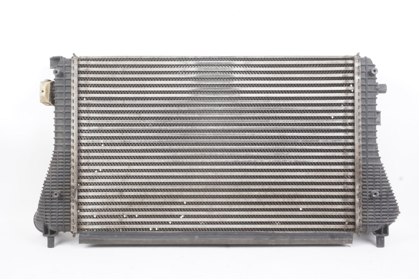 2014-2022 Volkswagen Passat Turbo Intercooler 5C0145803B OEM