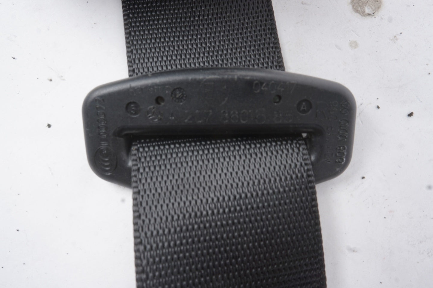 2010 - 2013 Mercedes W207 E350 E550 Coupe Rear Right Side Seatbelt Seat Belt