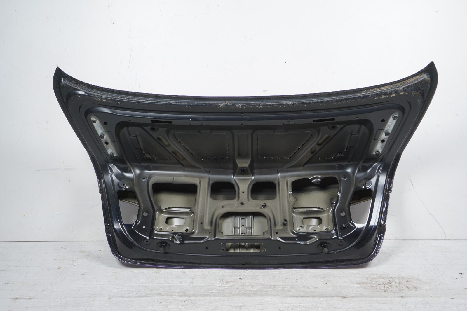 2011-2016 BMW 528i 535i 550i F10 Trunk Lid OEM
