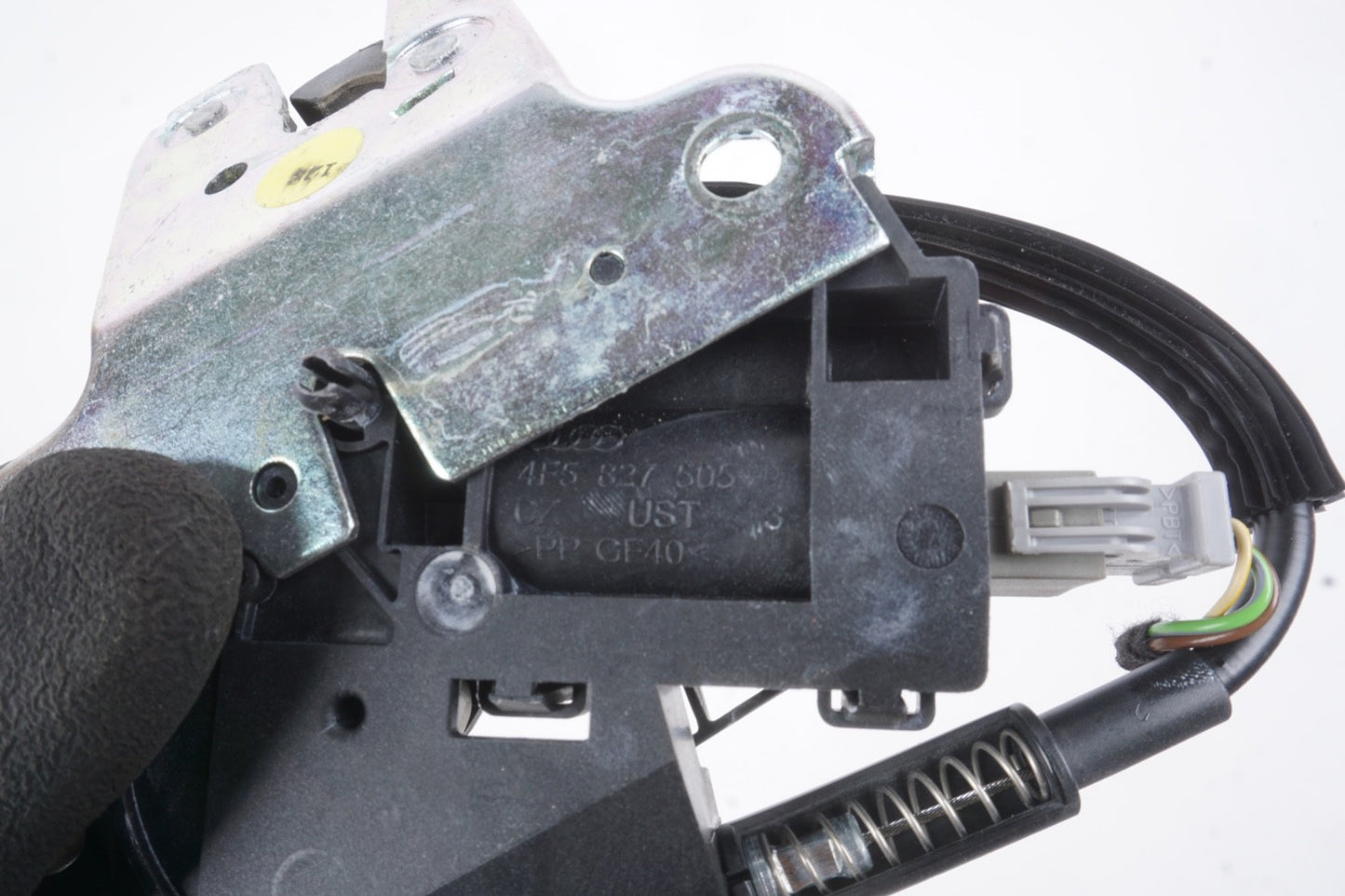 2006 - 2011 Audi A6 Rear Tailgate Trunk Lid Lock Latch Actuator OEM