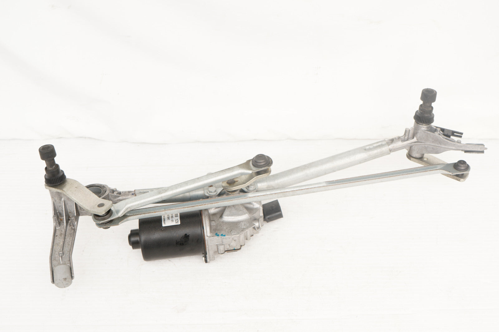2007 - 2013 BMW 335i E93 E90 WINDSHIELD WIPER MOTOR & LINKAGE TRANSMISSION OEM