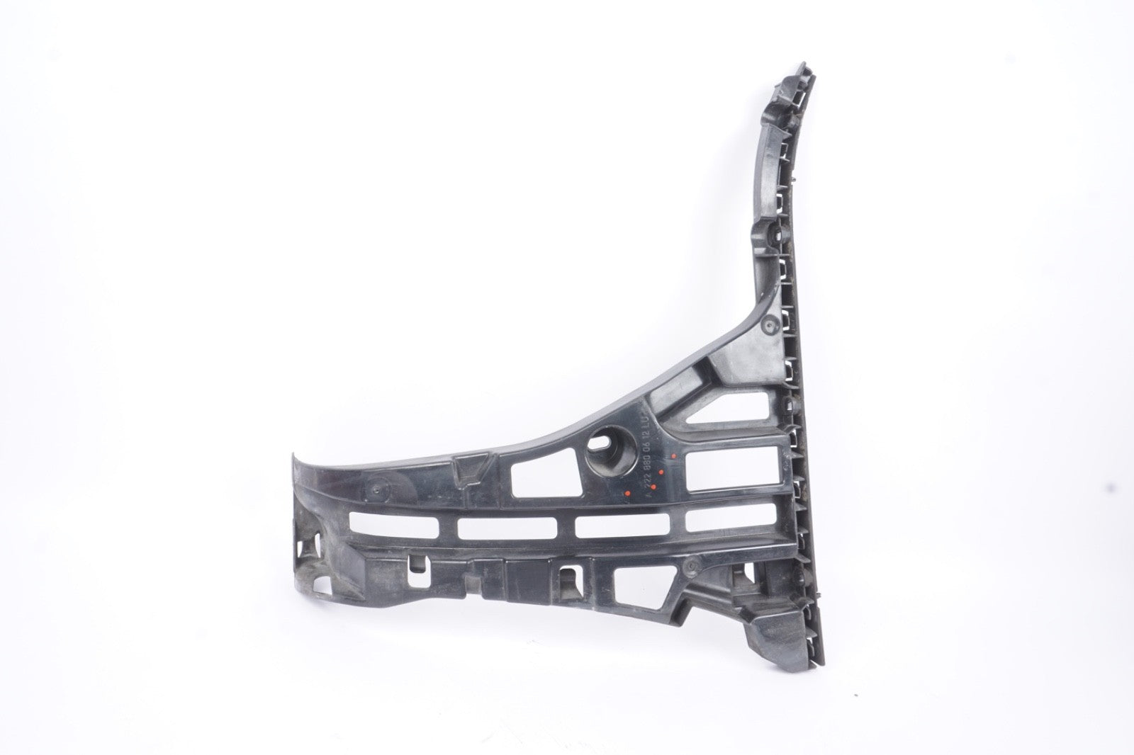 2014-20 MERCEDES S560 S550 W222 REAR BUMPER RIGHT SIDE MOUNT SUPPORT BRACKET OEM