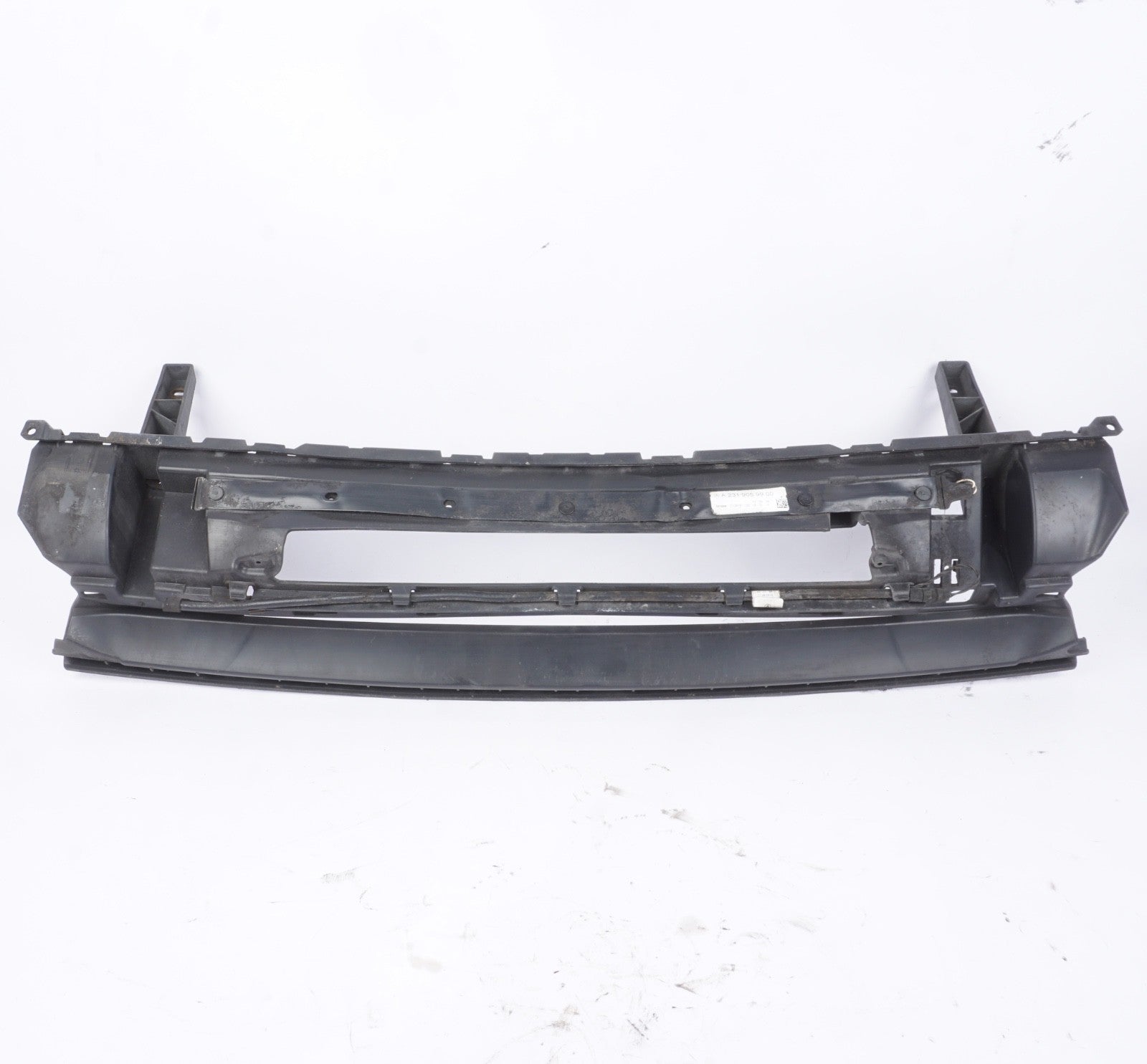 2014 - 2017 MERCEDES W222 S550 REAR BUMPER BOTTOM BRACKET & SWITCHING SENSOR OEM