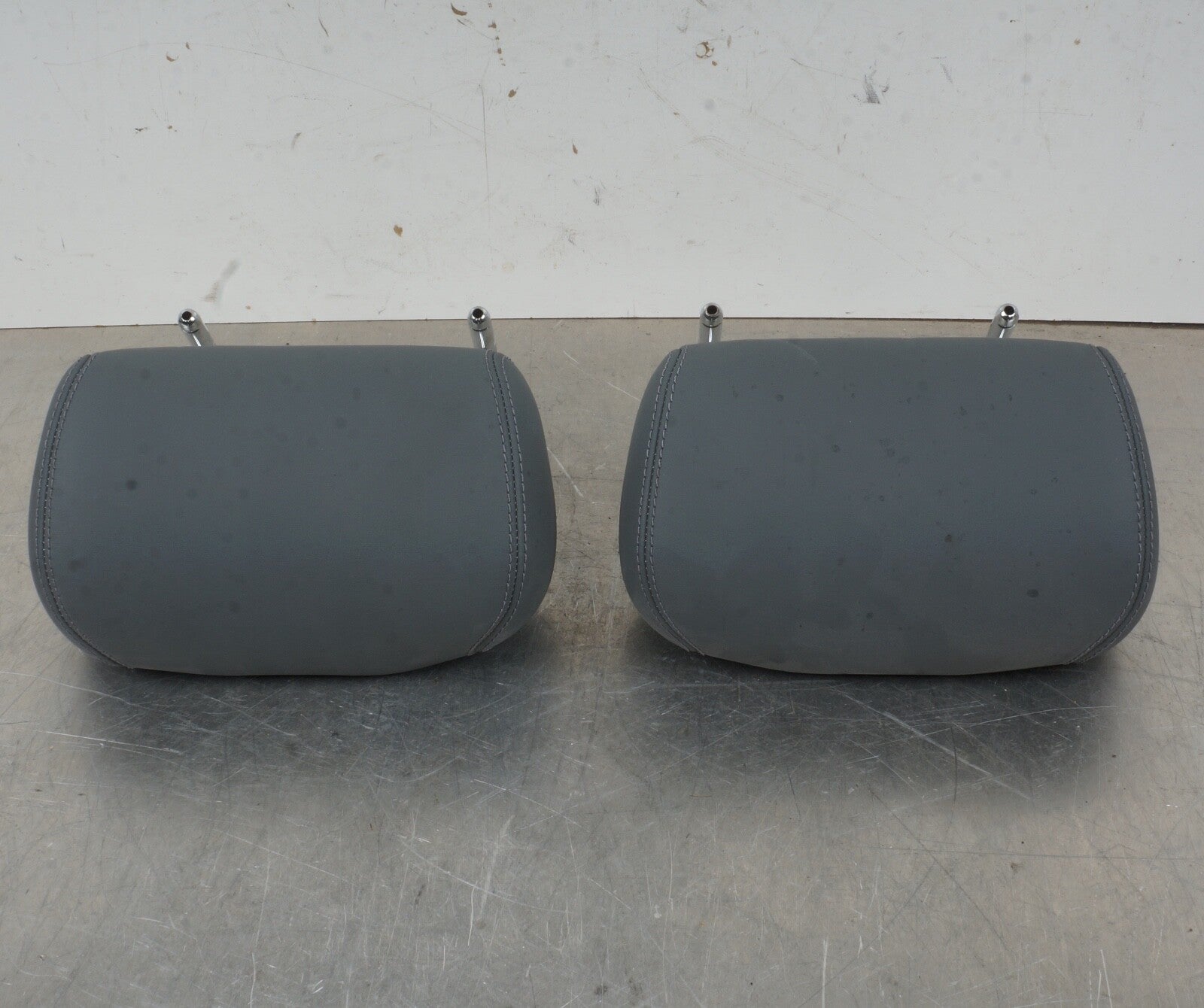07-14 Mercedes CL550 W216 2011 Rear Right Left Headrest Headrest Set Pair