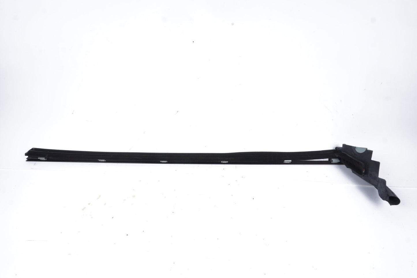 03-11 Mercedes R230 SL500 SL550 Door Window Weather Seal Molding Front Right OEM