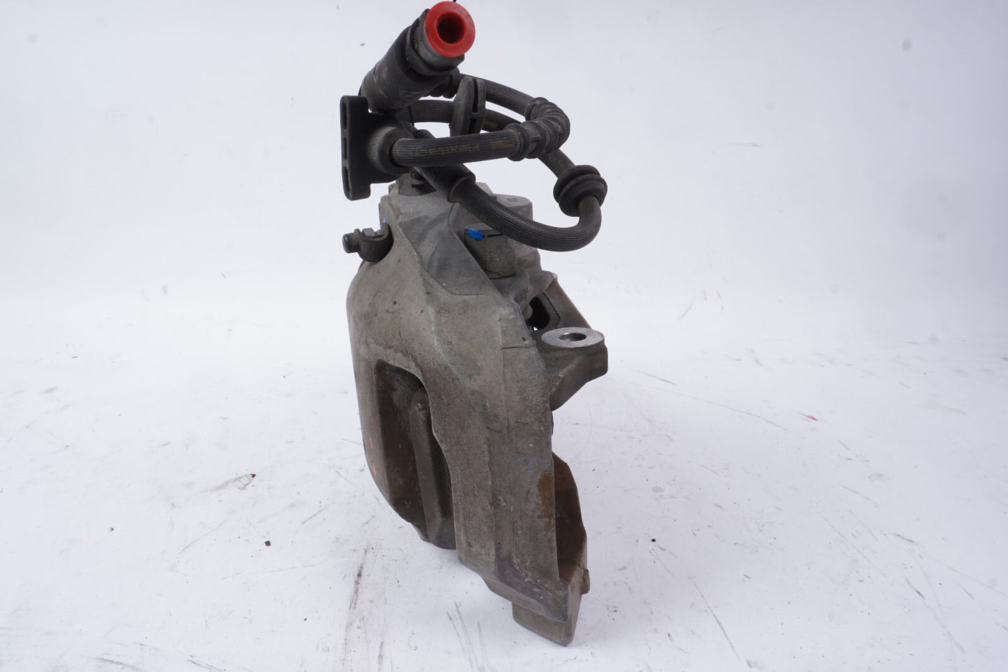 2012 - 2018 BMW 650i Front Brake Caliper Right Passenger Side OEM