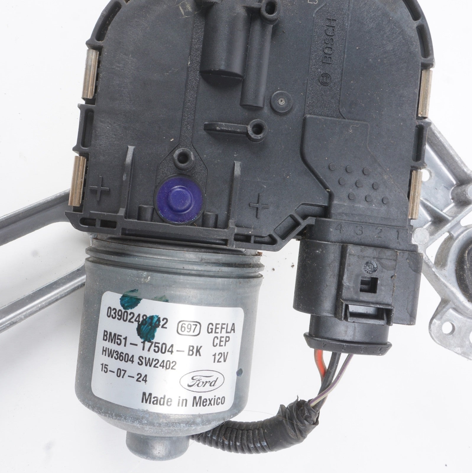 2012 - 2018 Ford Focus Front Right Passenger Side Windshield Wiper Motor OEM