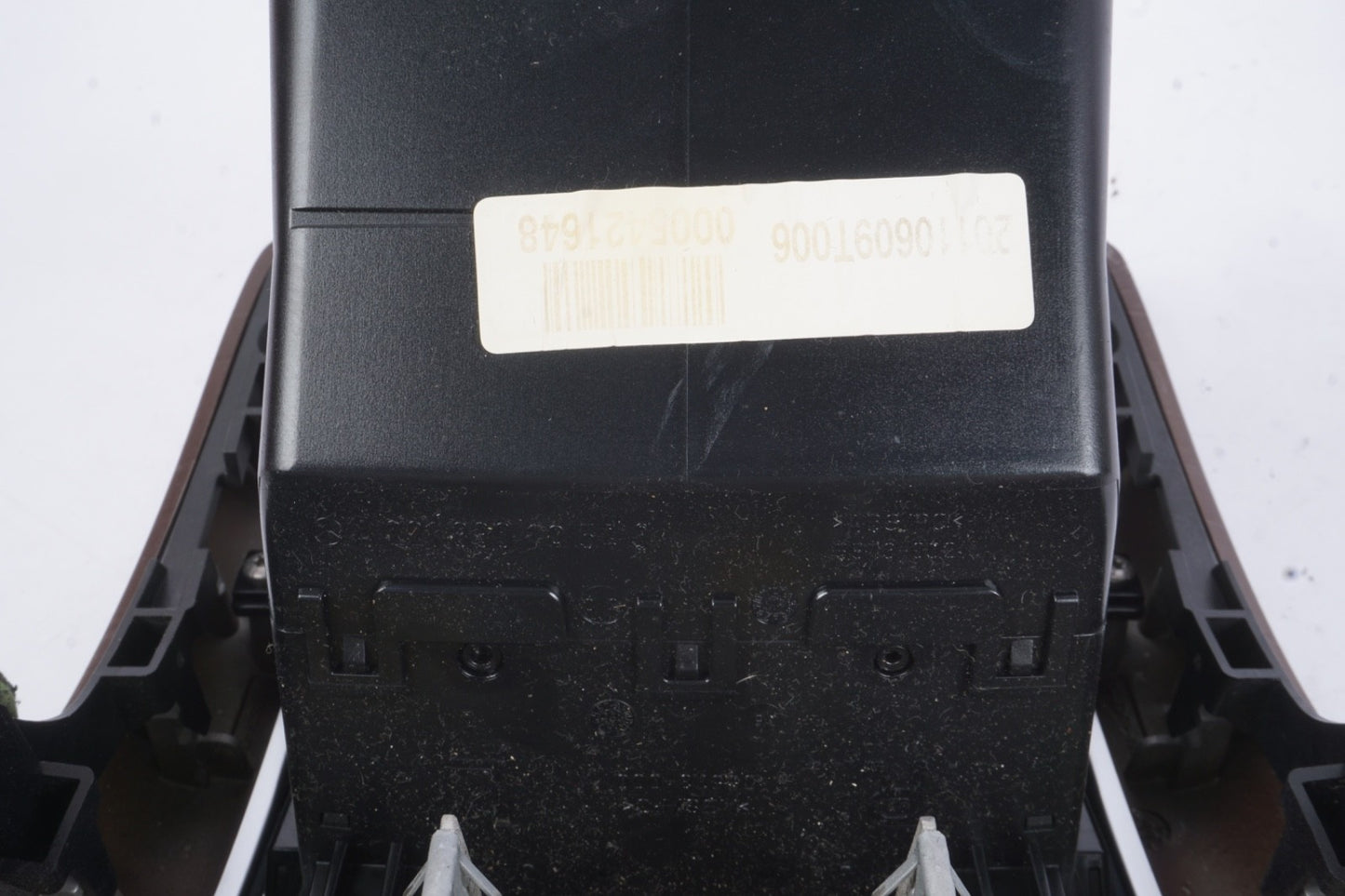 2007 - 2013 MERCEDES W221 S550 REAR AC HEATER AIR VENT PANEL OEM