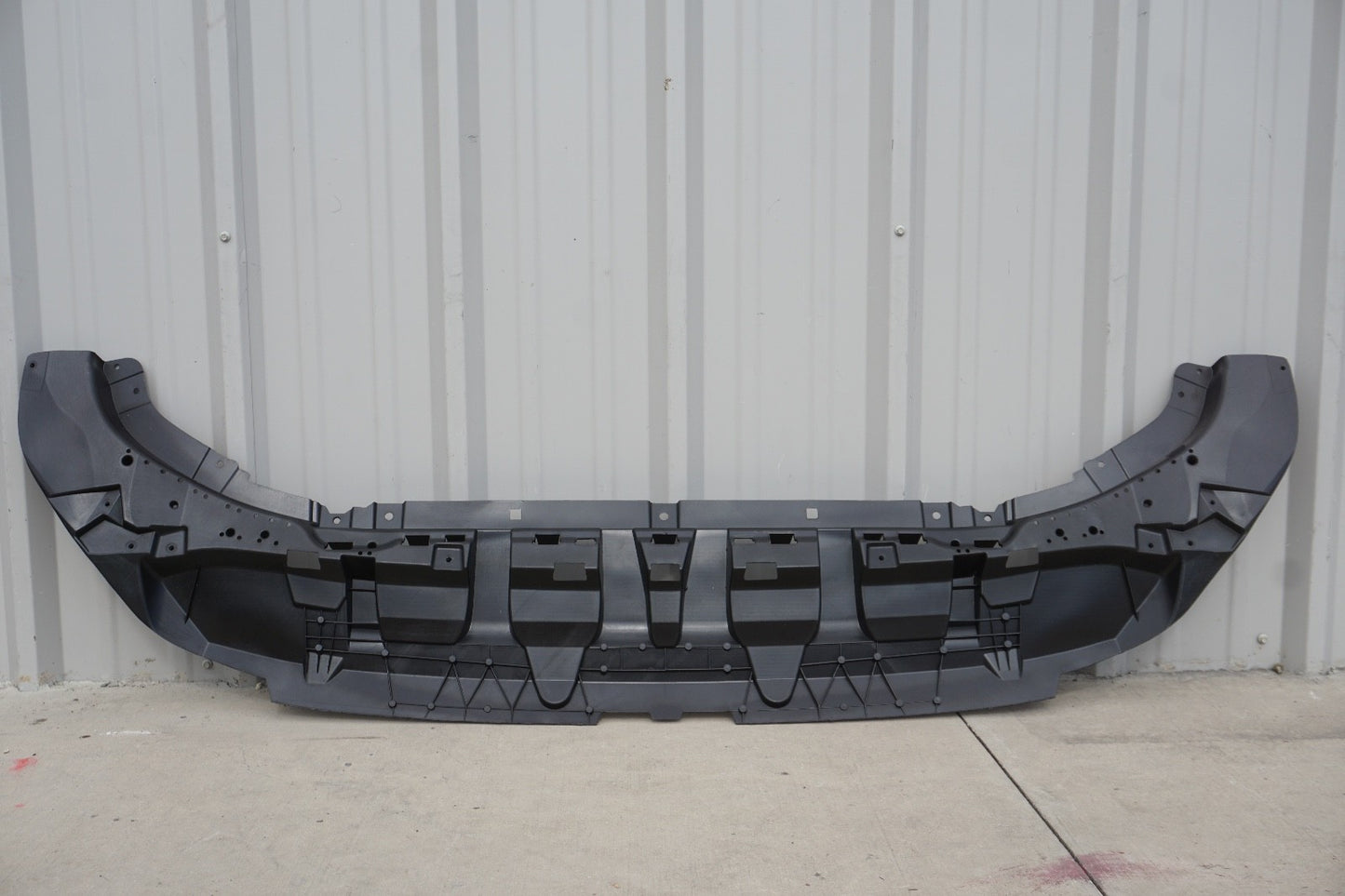 Front Bumper cover lower splash shield undercover for 2019-21 SQ8 Q8 S-line