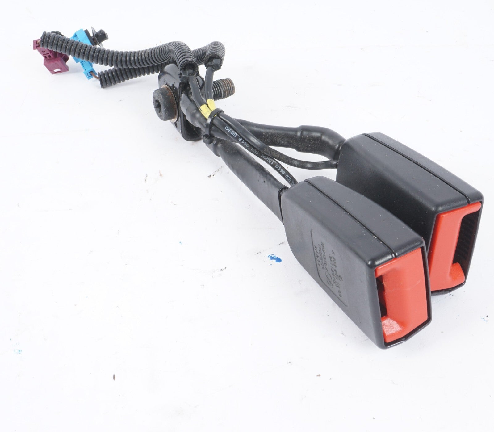 14 - 17 Mercedes S550 S600 W222 Rear Center Seat Belt Buckle Latch OEM