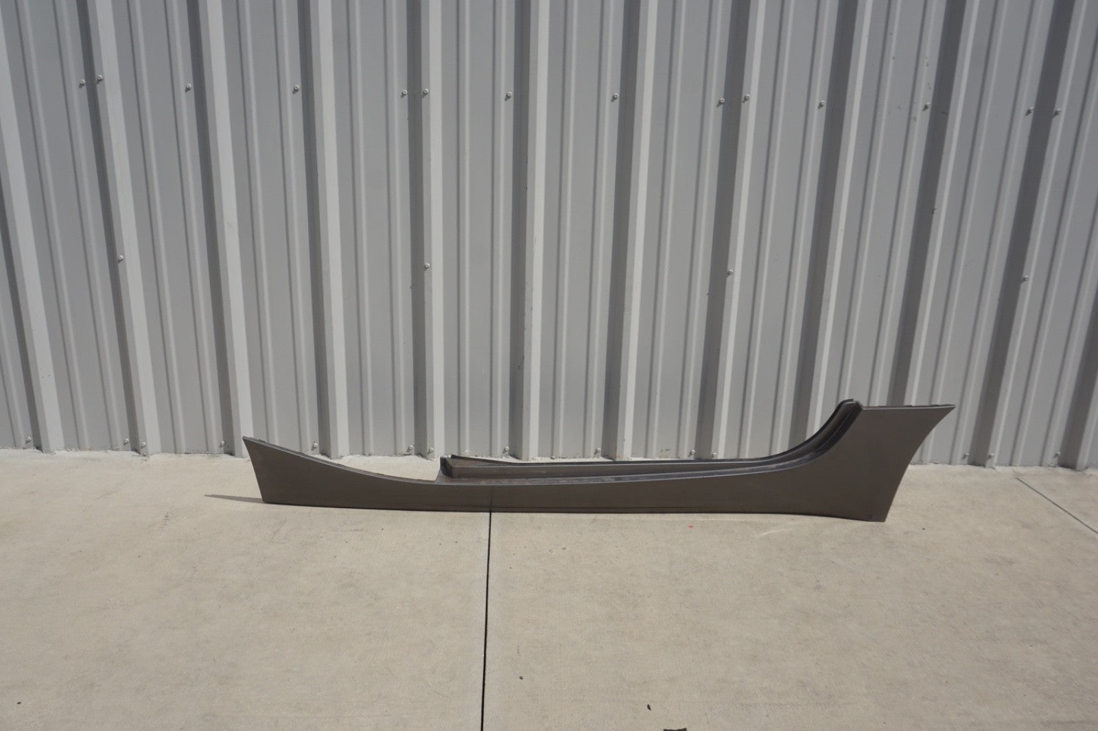 03-08 BMW Z4 E85 OEM LEFT Driver Side Skirt Rocker Panel Molding SILVER