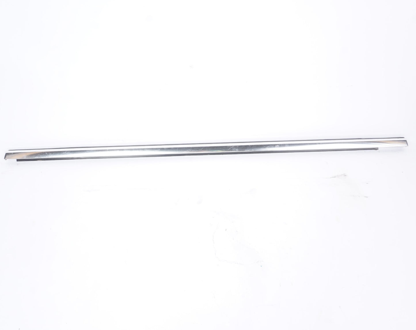 11 - 18 Porsche Cayenne 958 Rear Right Passenger Door Window Belt Molding OEM