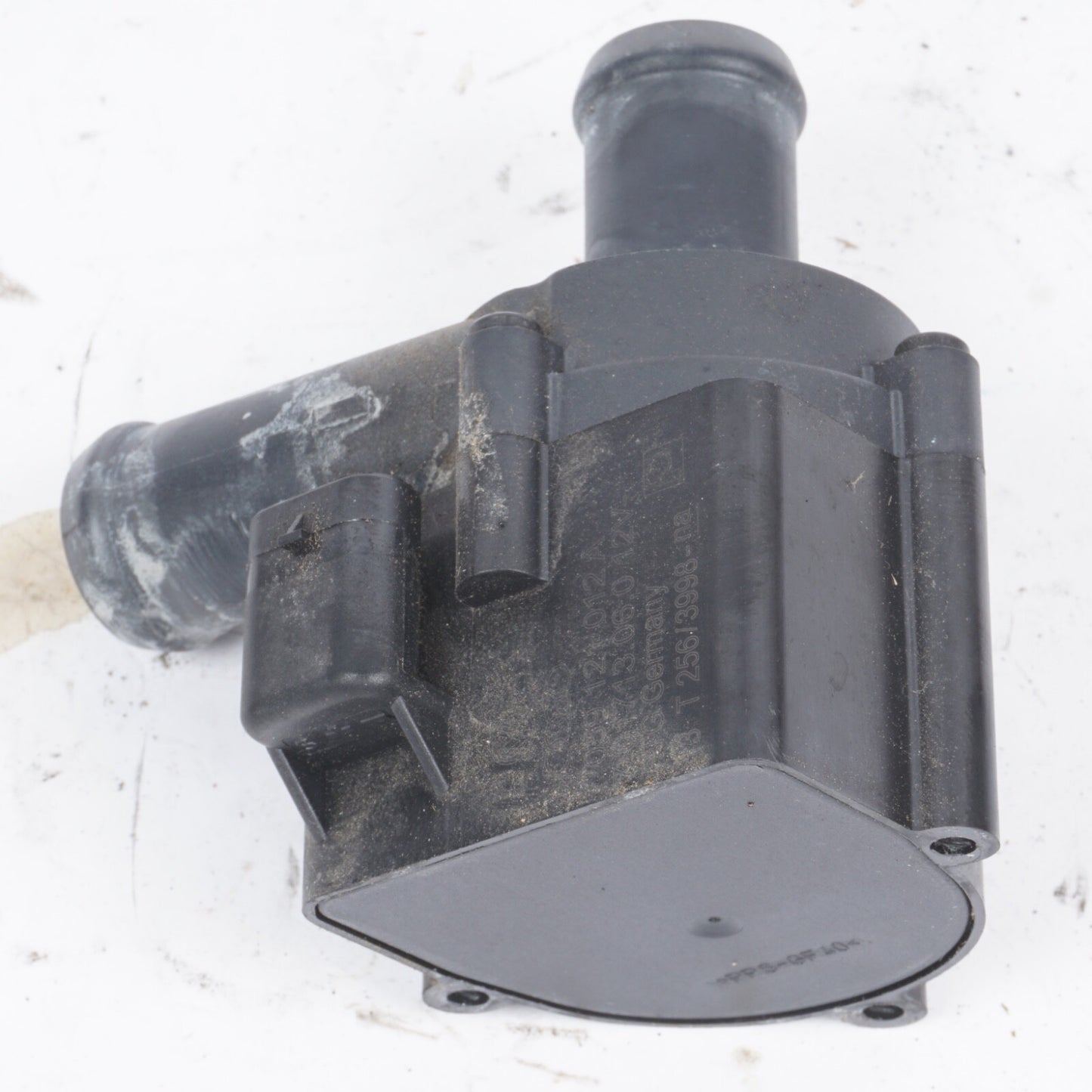 2012 - 2015 AUDI A6 A8 3.0L LEFT AUXILIARY ELECTRIC COOLANT PUMP 059121012 OEM