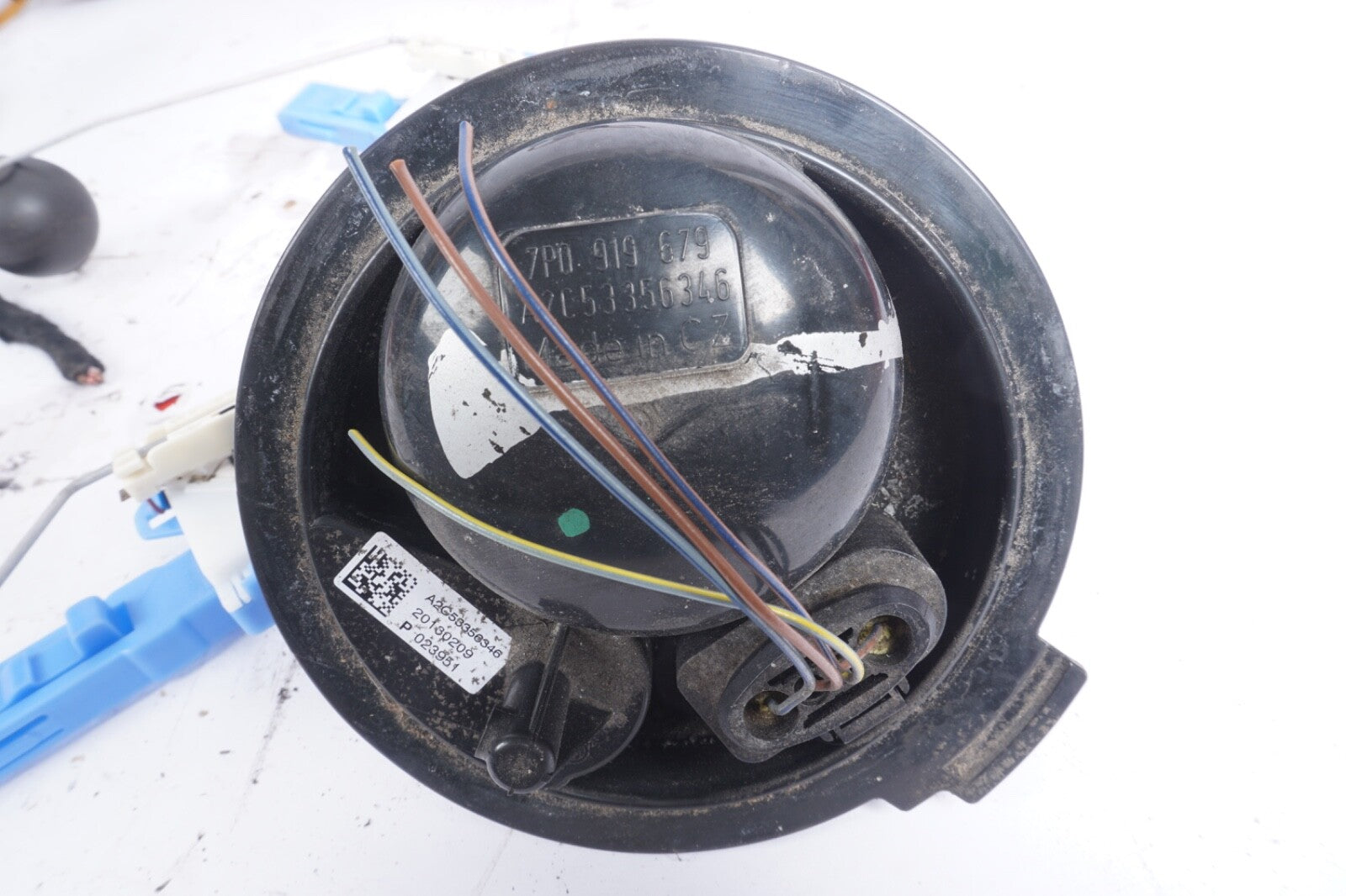 11-18 Porsche Cayenne 958 4.8l Fuel Pump OEM Left and Right