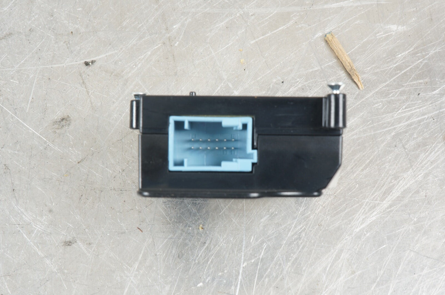 BMW 2007-2013 E93 CONVERTIBLE SAFETY SENSOR CONTROL MODULE UNIT OEM
