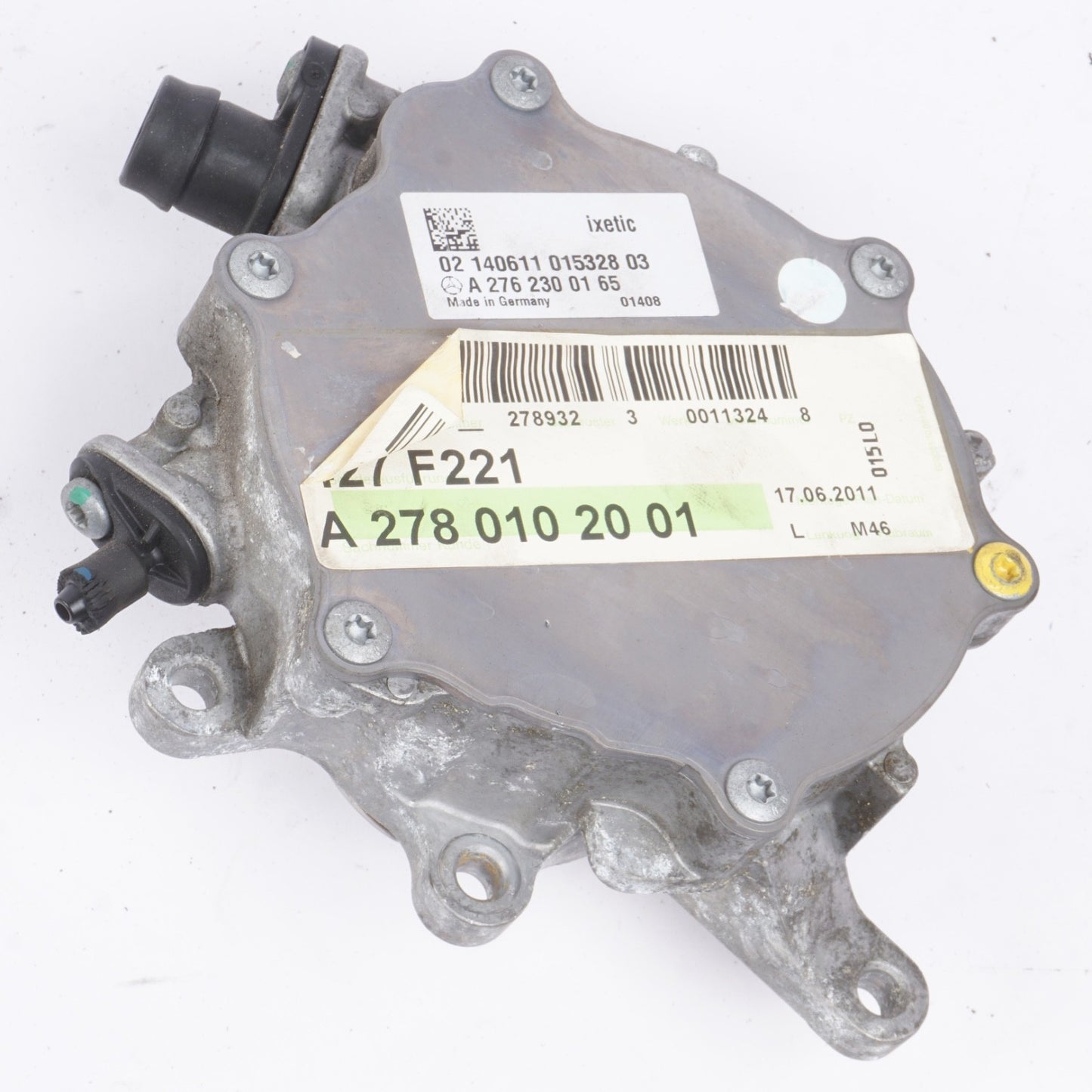 11-20 Mercedes W218 S550 CLS550 E550 Engine Motor Vacuum Pump A2780102001 Oem