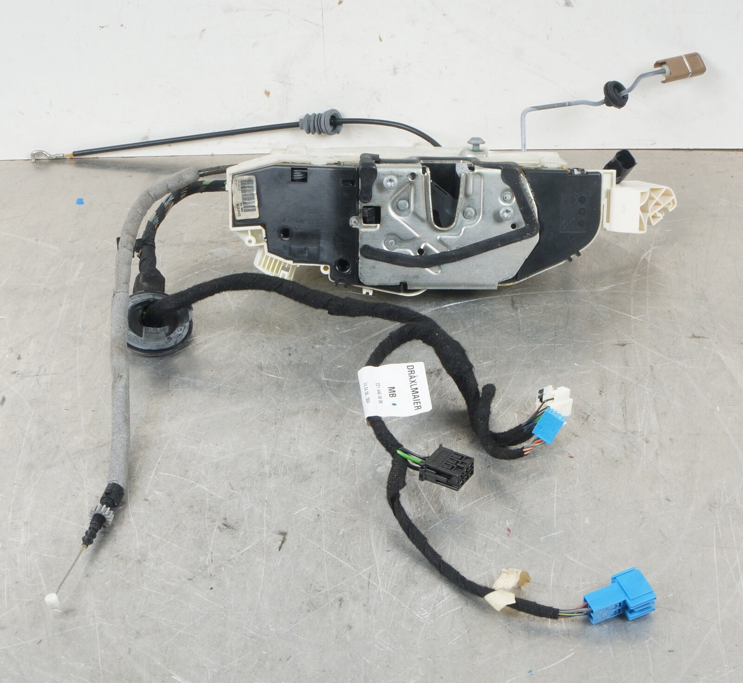 07-13 Mercedes W221 S550 S400 Rear Right Door Lock Latch Actuator Keyless Go OEM