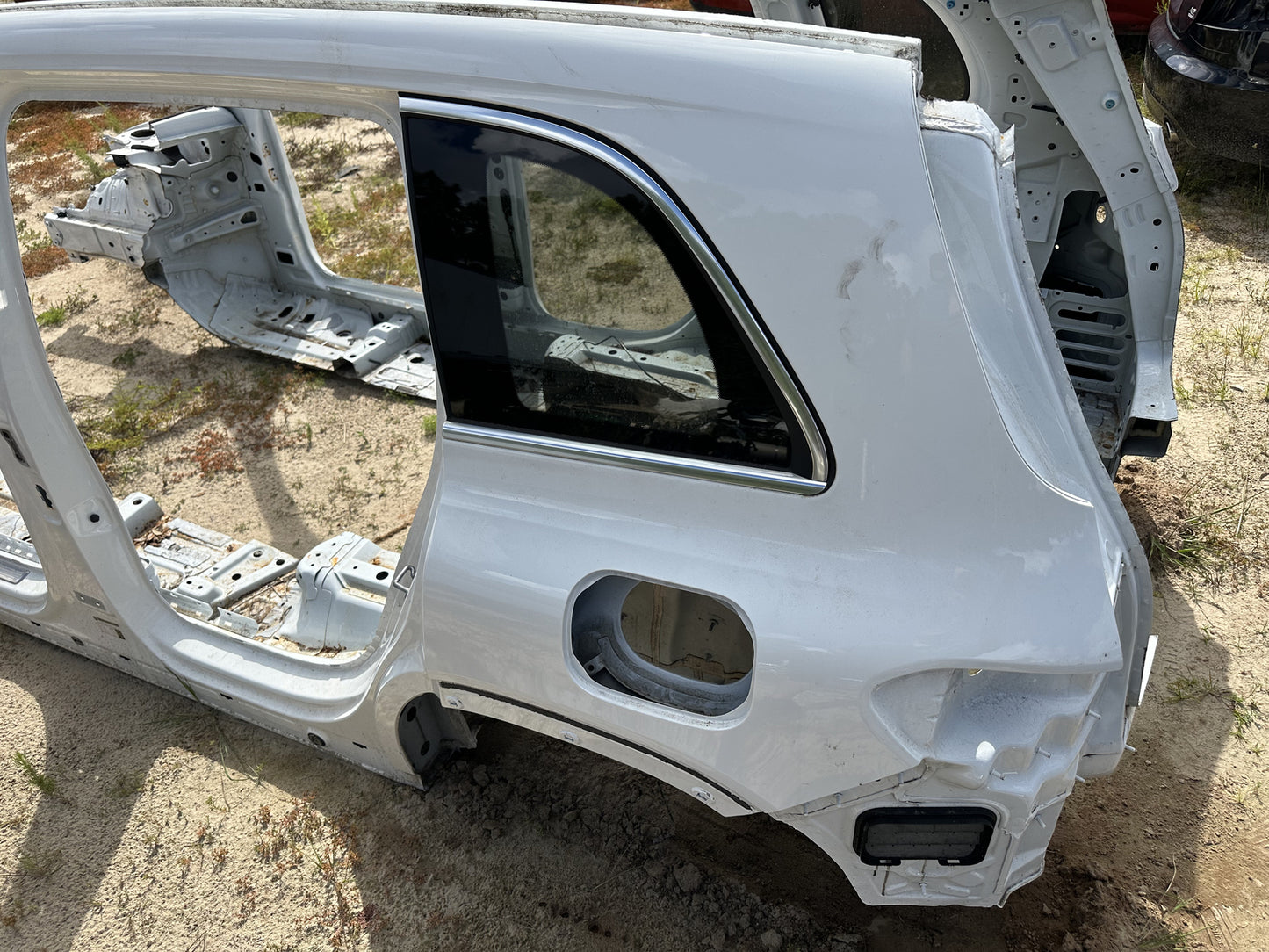 2020 - 2024 MERCEDES GLB200 GLB250 GLB35  REAR LEFT QUARTER BODY SHELL PANEL