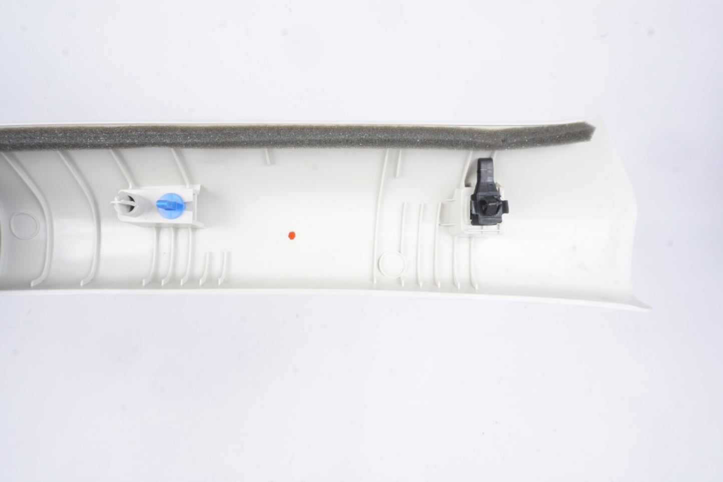 2012-2018 FORD FOCUS SEL FRONT LEFT WINDSHIELD A PILLAR TRIM PANEL, OEM