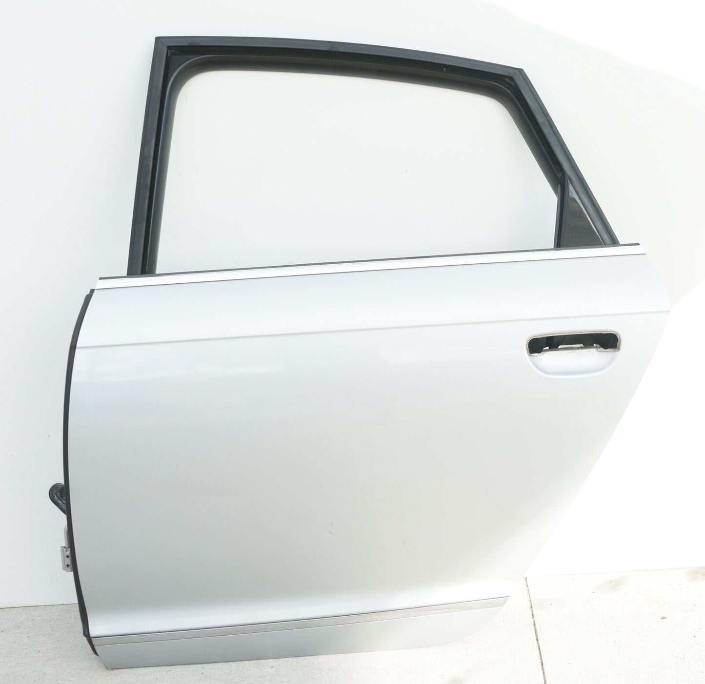 2005 - 2011 AUDI A6 LEFT REAR DOOR SHELL SILVER