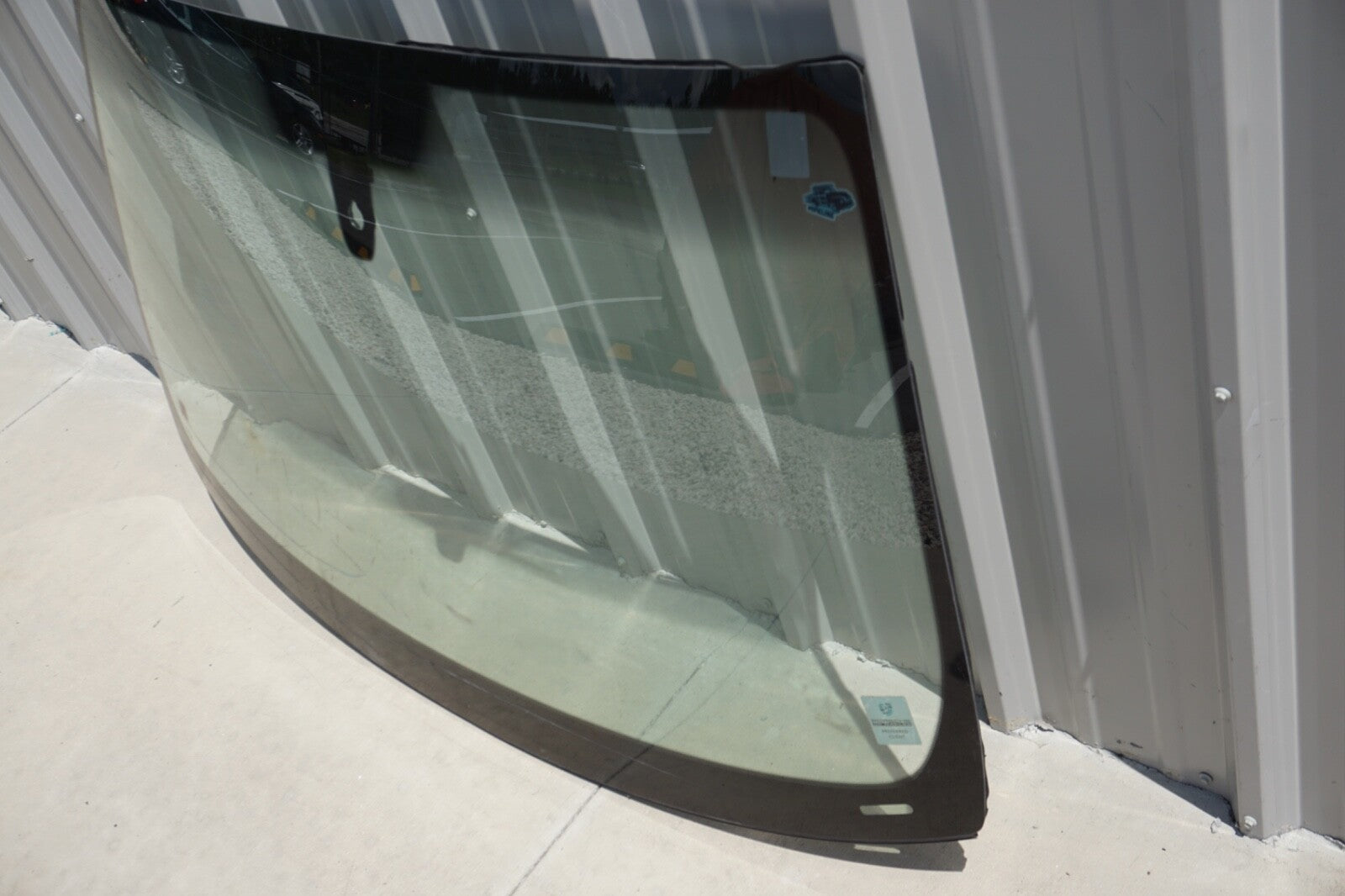 2011 - 2016  Porsche CAYENNE FRONT WINDSHIELD WINDOW GLASS OEM