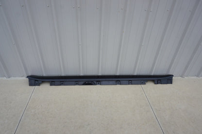 09-15 BMW F02 750Li 740Li ROCKER PANEL COVER MOLDING PASSENGER RIGHT OEM