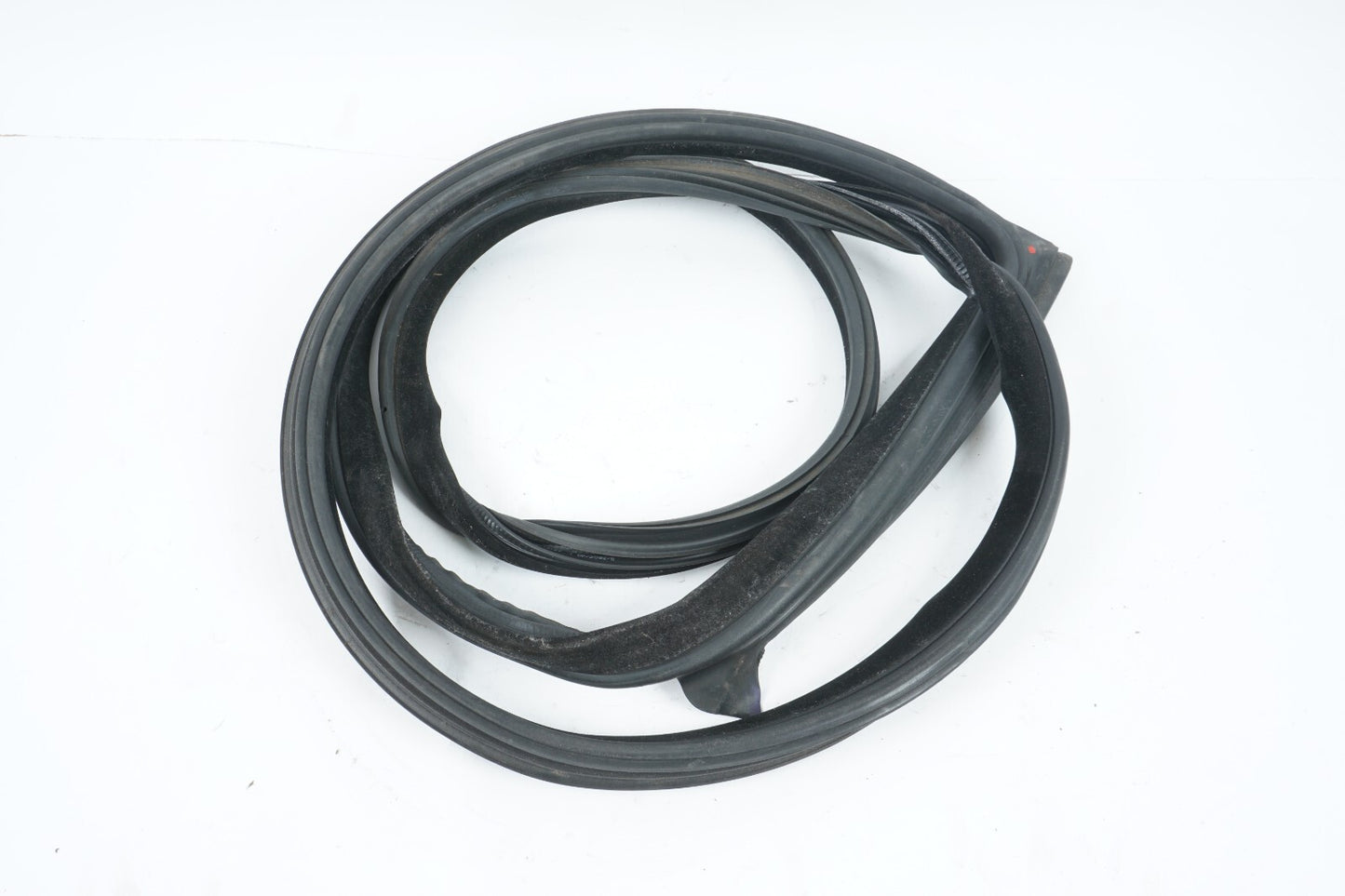 2012 - 2018 BMW 650i 640i COUPE FRONT LEFT DRIVER DOOR WEATHERSTRIP SEAL OEM