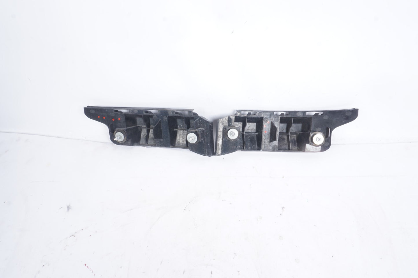 12-14 Mercedes W204 C250 C300 C350 Rear Bumper Support Bracket Left & Right OEM