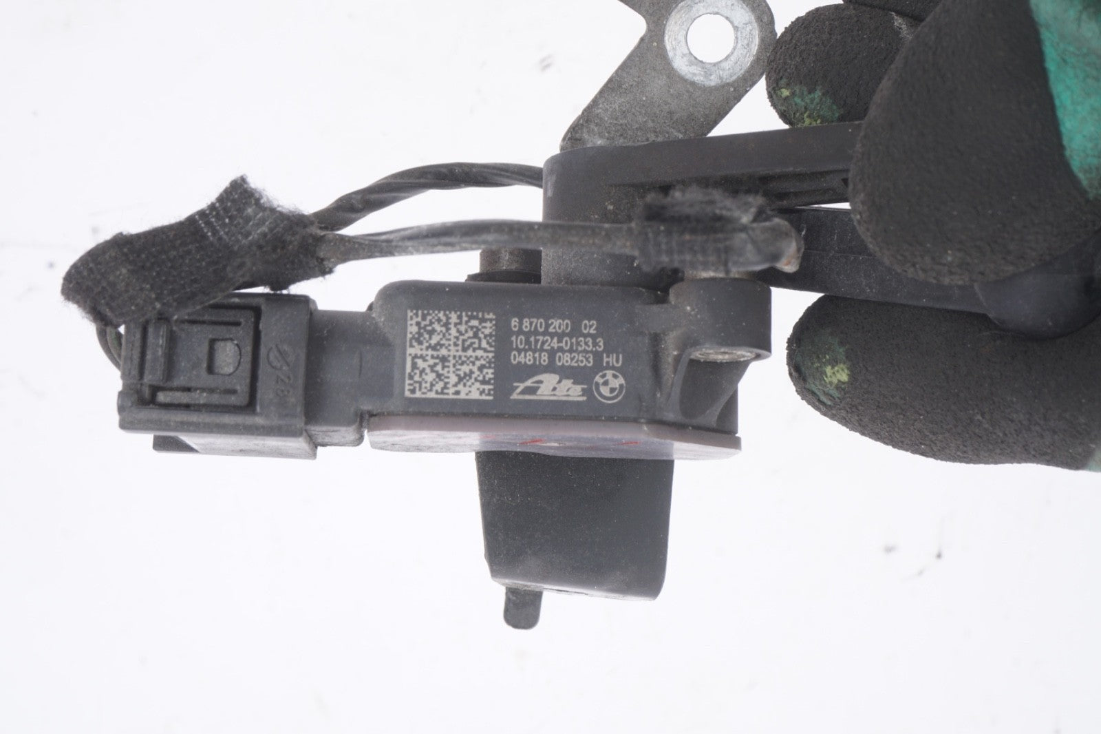 2018-2023 BMW X2 (F39) REAR SUSPENSION HEIGHT LEVEL SENSOR 6870200