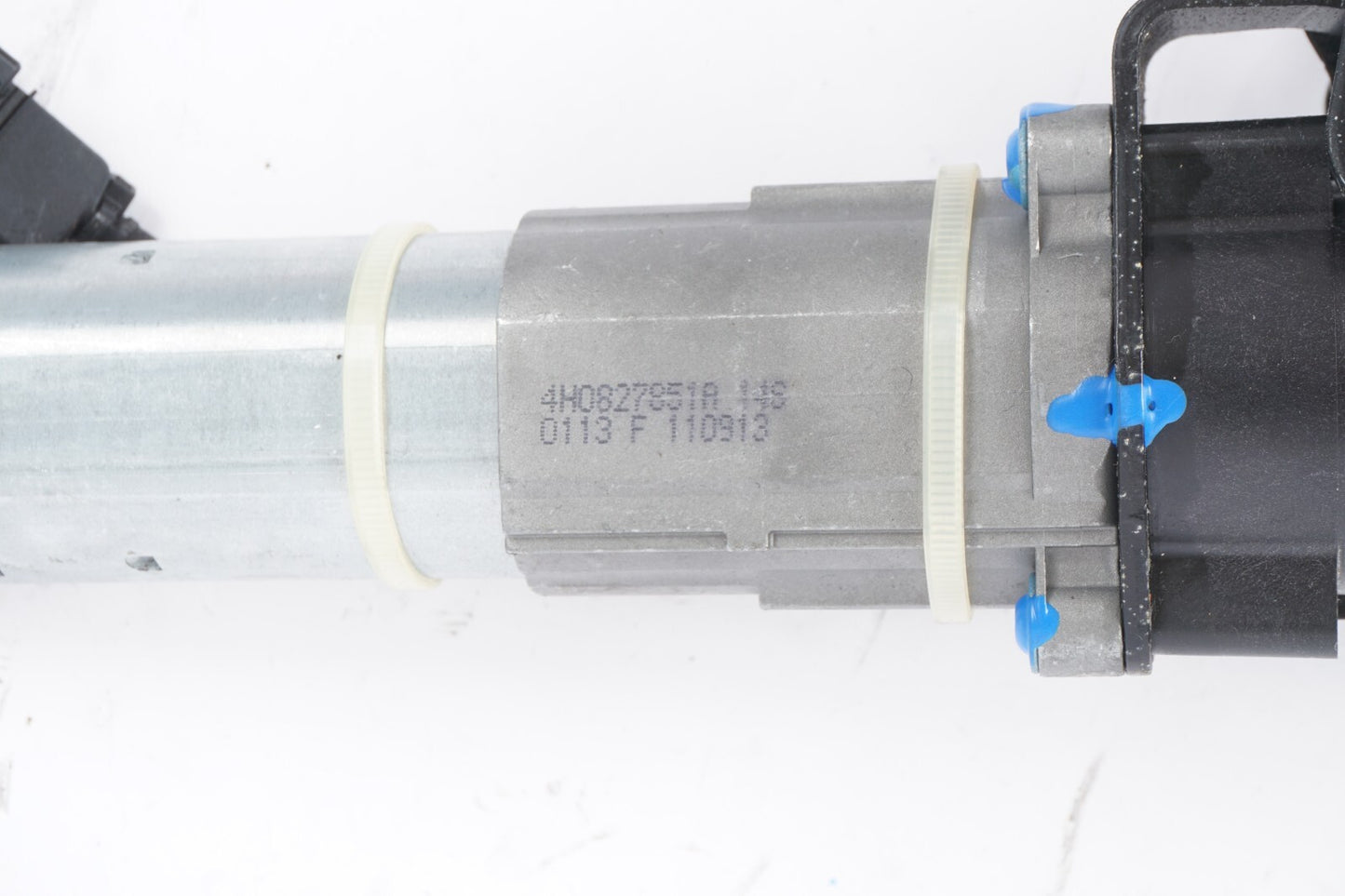 12-17 AUDI A8L A8 TRUNK LID POWER PULL DOWN ACTUATOR MOTOR 4H0827851A OEM