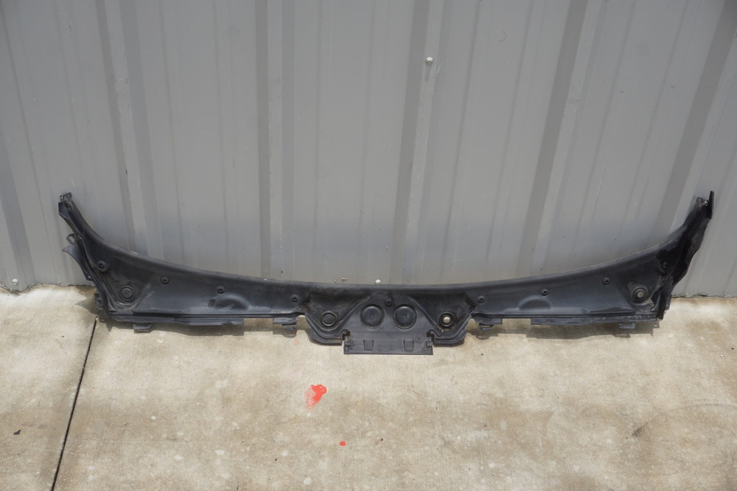 2014 - 2020 BMW 428i M4 F82 Front Windshield Wiper Cowl Cover Panel Trim OEM