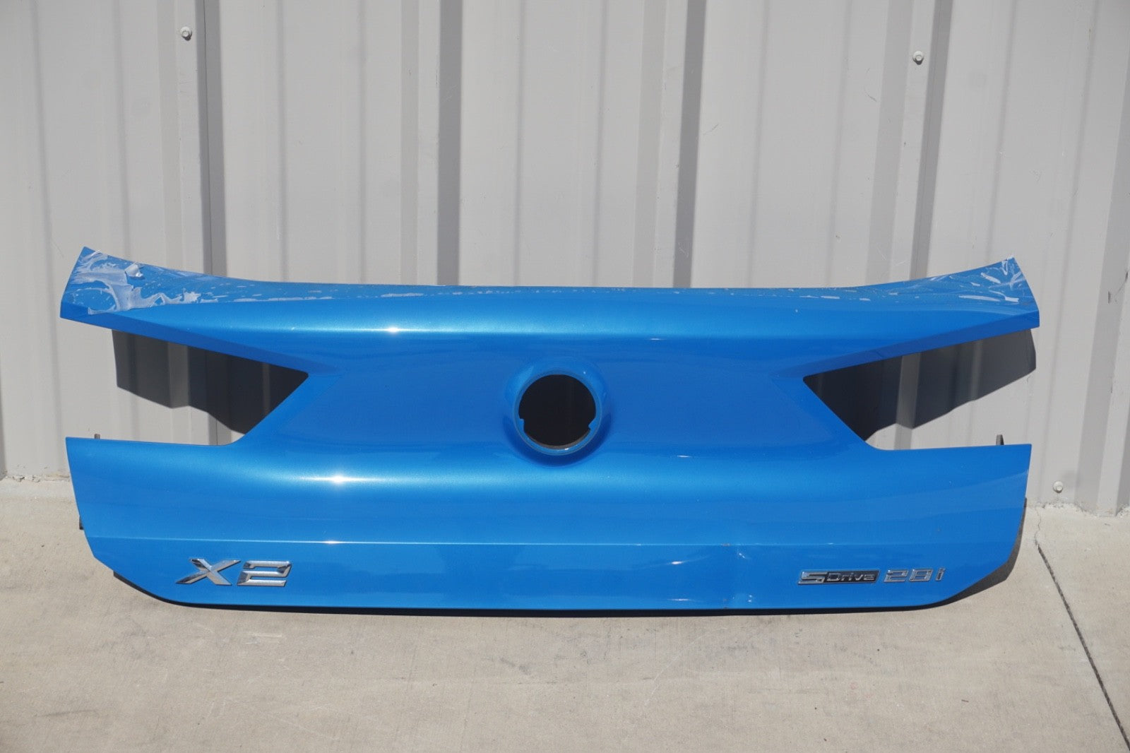 2018 - 2023 BMW X2 F39 TAILGATE LIFTGATE BACK DOOR LOWER MOLDING COVER PANEL OEM