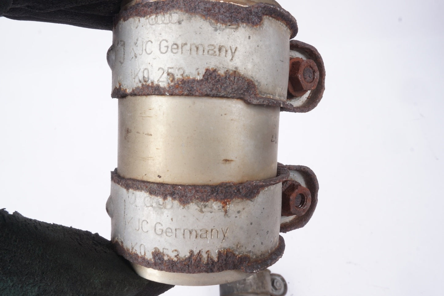 2011-2018 AUDI S8 - Exhaust Clamp 1K0253141N PAIR