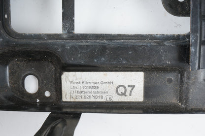 07-09 Mercedes S550 W221 BATTERY TRAY BRACKET A2216201018 OEM