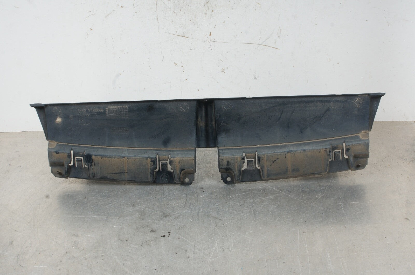 2007-2013 BMW X5 - REAR Bumper Mount Bracket (Center) 7158444