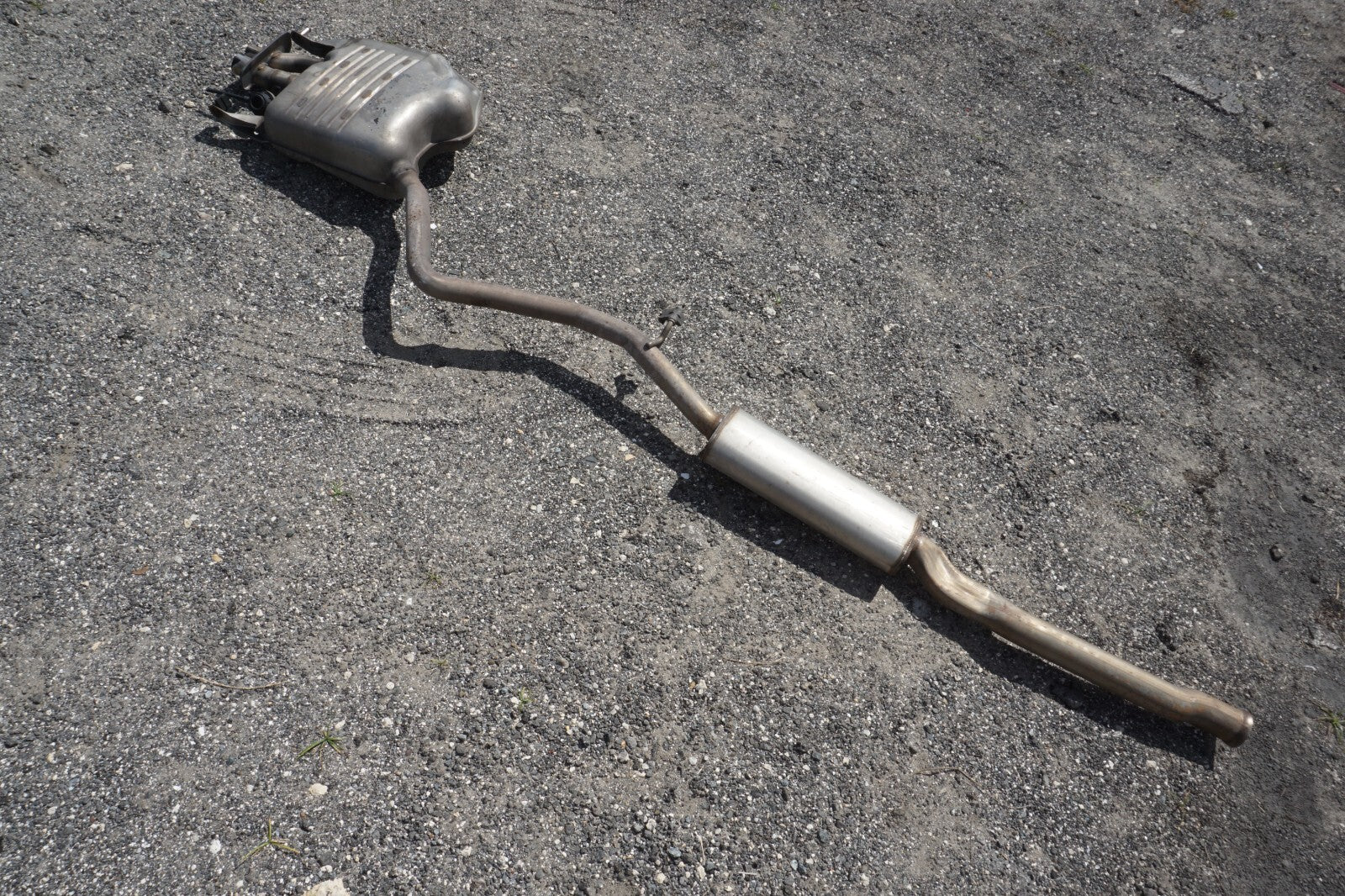 14-17 Mercedes S550 W222 Exhaust Resonator Pipe Muffler Passenger Side Right OEM