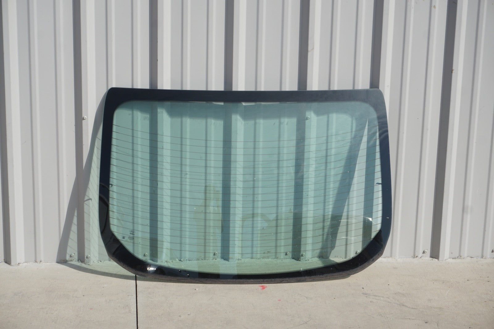 2012 - 2018 FORD FOCUS SE SEDAN REAR BACK WINDSHIELD WINDOW GLASS OEM