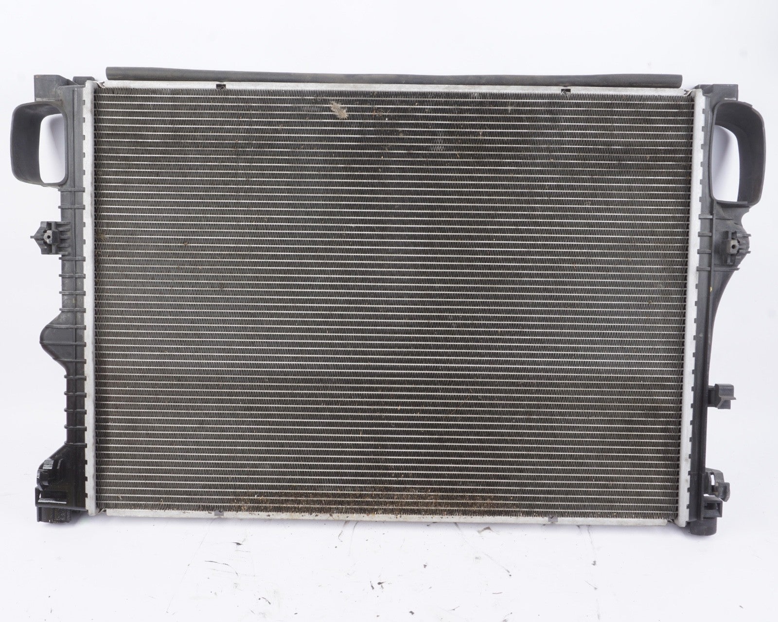 2012 - 2013 Mercedes-Benz S550 Engine Cooling Radiator 221-500-32-03 OEM